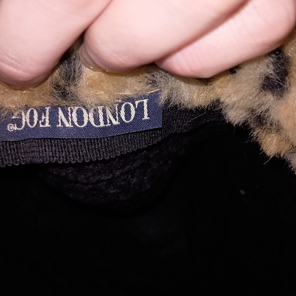 London Fog Vintage Knit/Faux Fur Leopard Print Hat - Picture 4 of 5